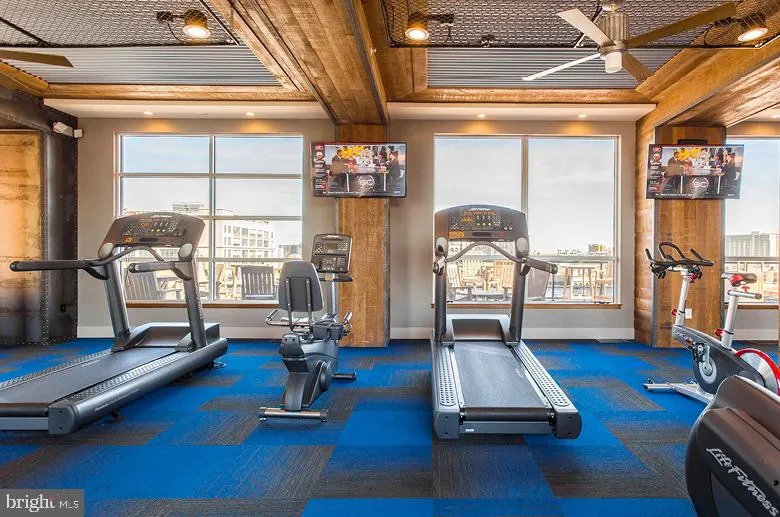 2121 MARKET STREET #815 Philadelphia, PA 19103