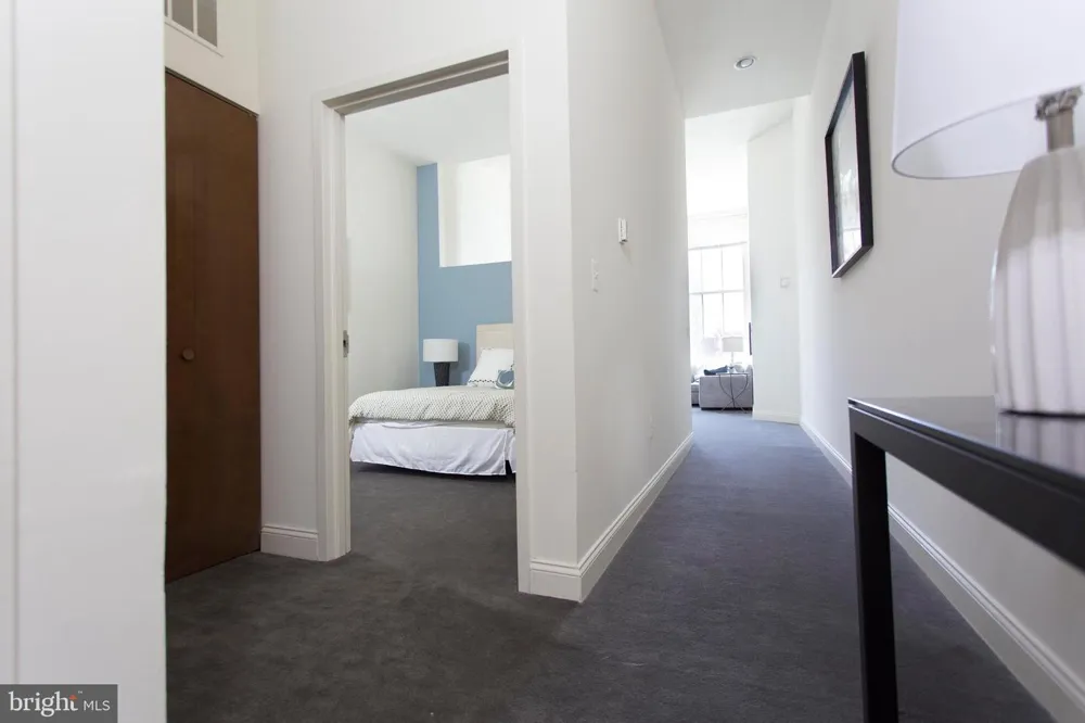 2121 MARKET STREET #815 Philadelphia, PA 19103