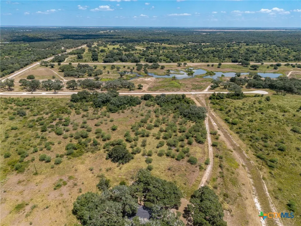 10 Sydnie Ranch Road Inez, TX 77968