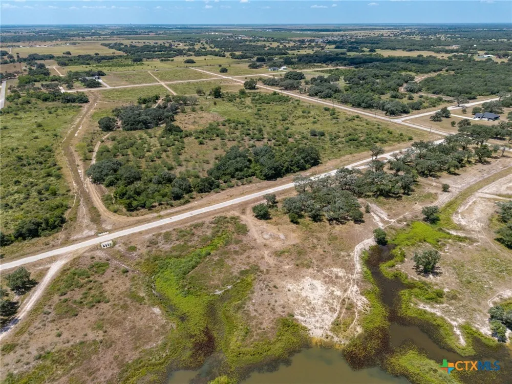 10 Sydnie Ranch Road Inez, TX 77968