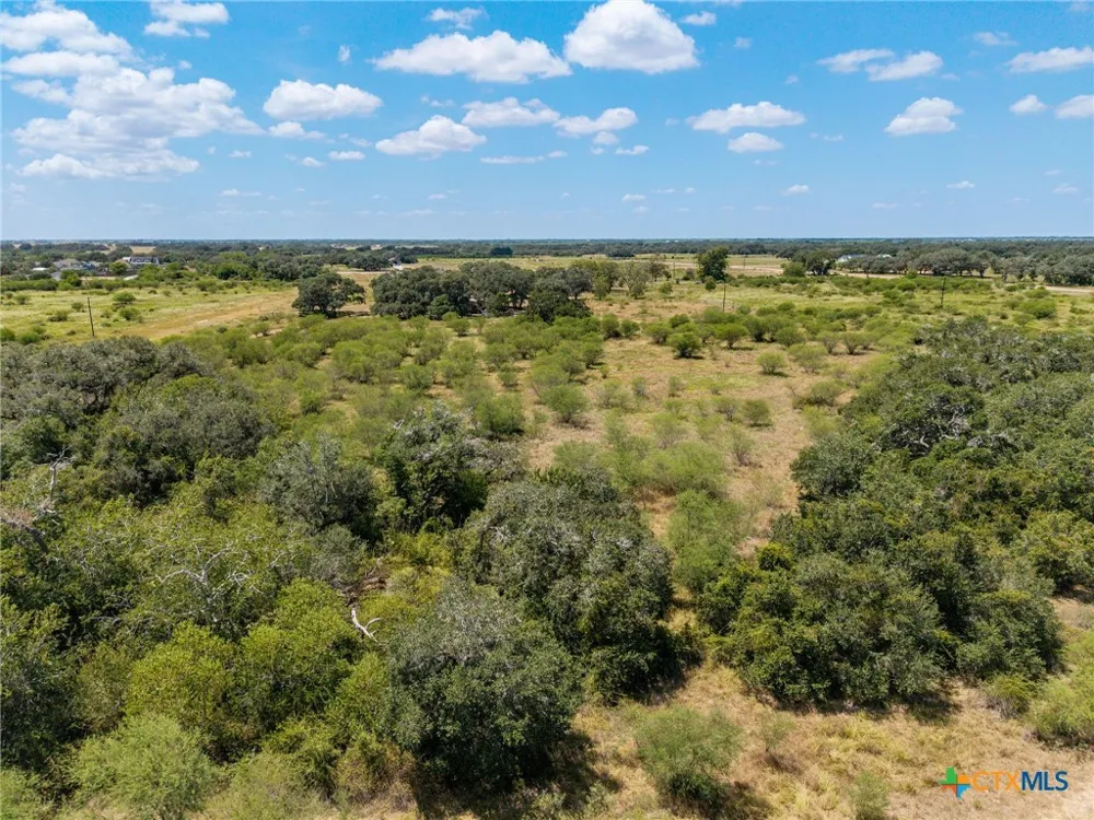 10 Sydnie Ranch Road Inez, TX 77968
