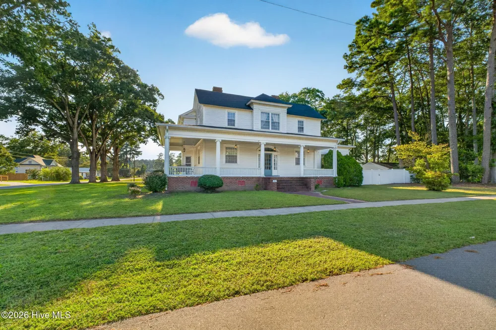 301 NW Railroad Street Pikeville, NC 27863