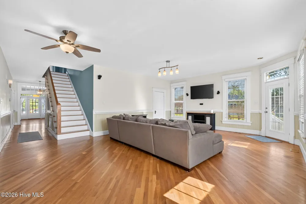 301 NW Railroad Street Pikeville, NC 27863