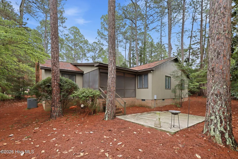 215 Merion Circle Pinehurst, NC 28374