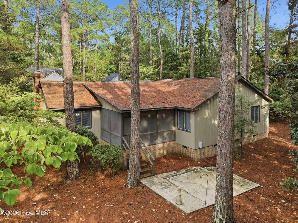 215 Merion Circle Pinehurst, NC 28374