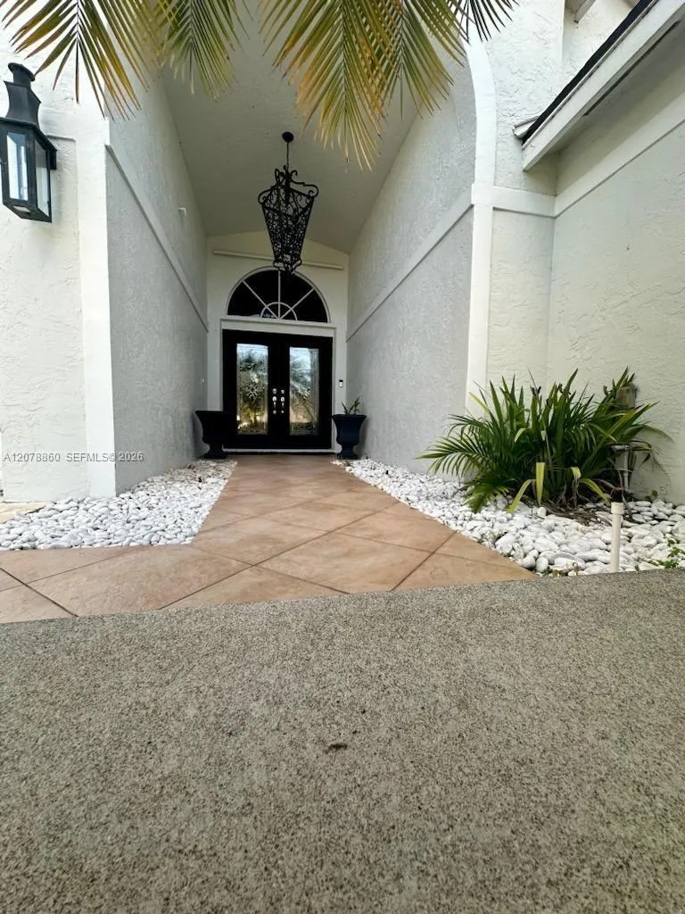 12741 Meadowbreeze Dr Wellington, FL 33414