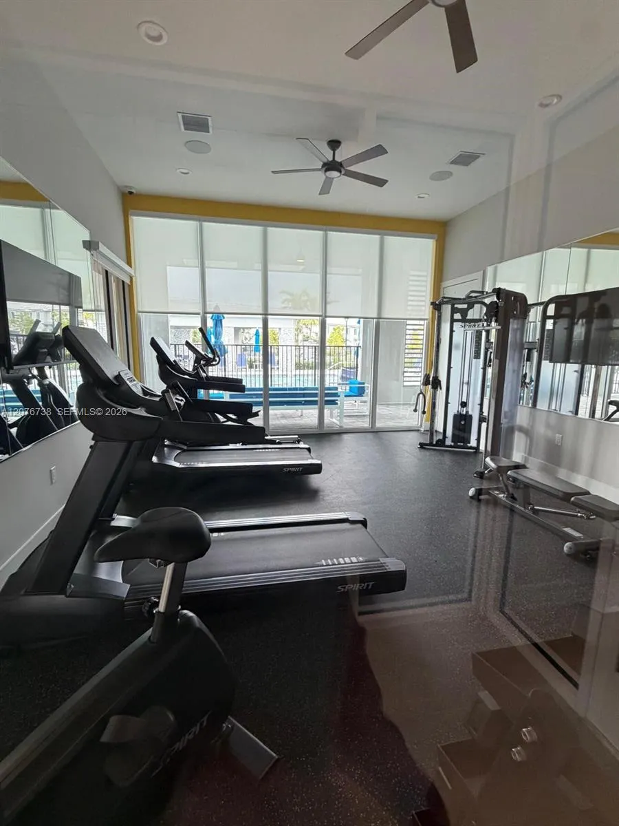 692 SE 13th Ct Homestead, FL 33034