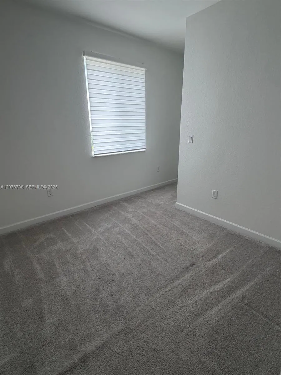 692 SE 13th Ct Homestead, FL 33034