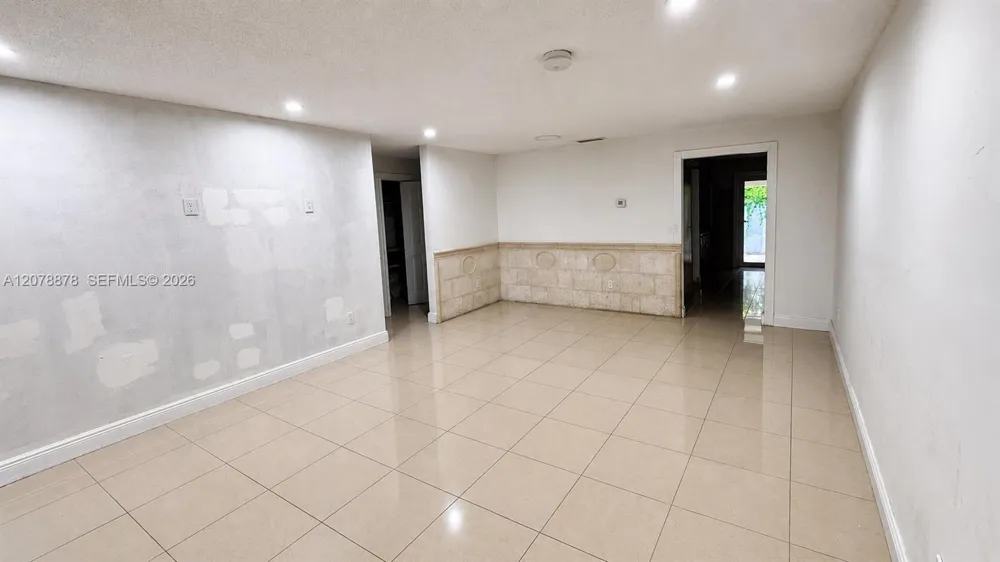 18820 NW 45th Ave Miami Gardens, FL 33055