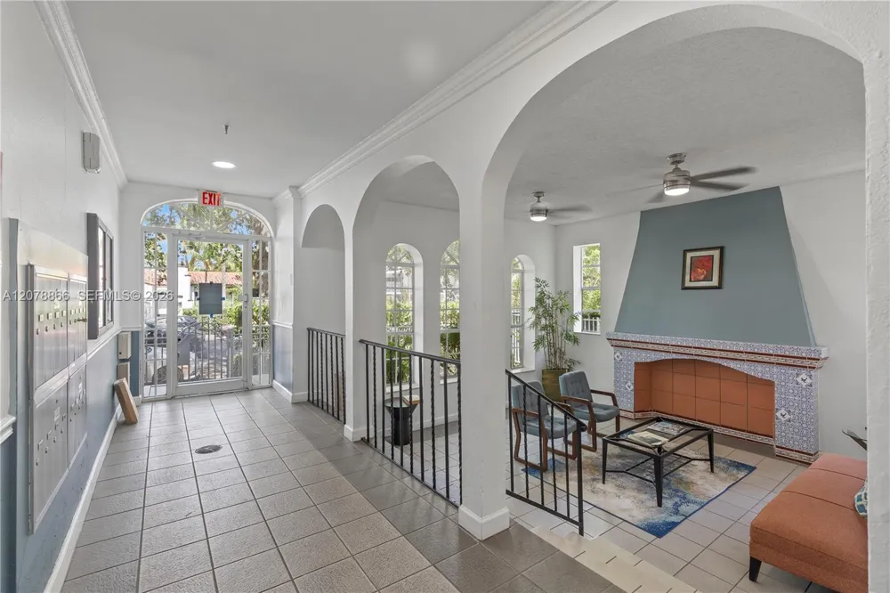 1559 Michigan Ave #102 Miami Beach, FL 33139