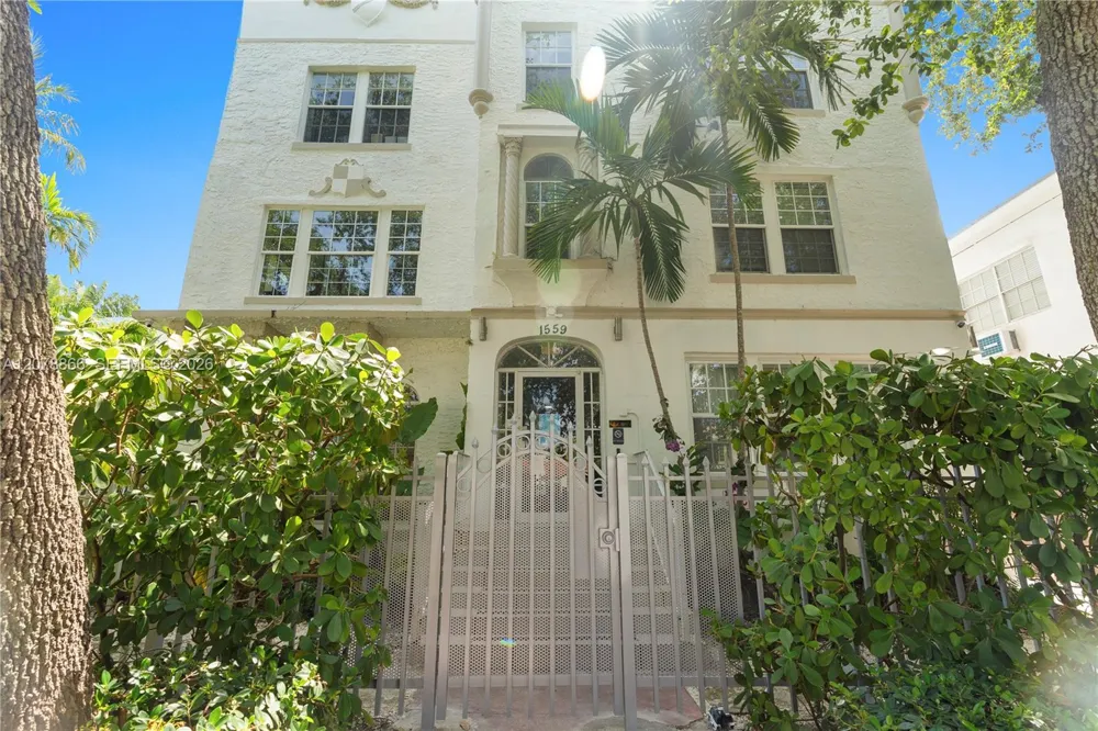 1559 Michigan Ave #102 Miami Beach, FL 33139