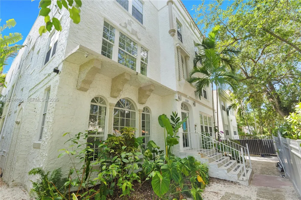 1559 Michigan Ave #102 Miami Beach, FL 33139