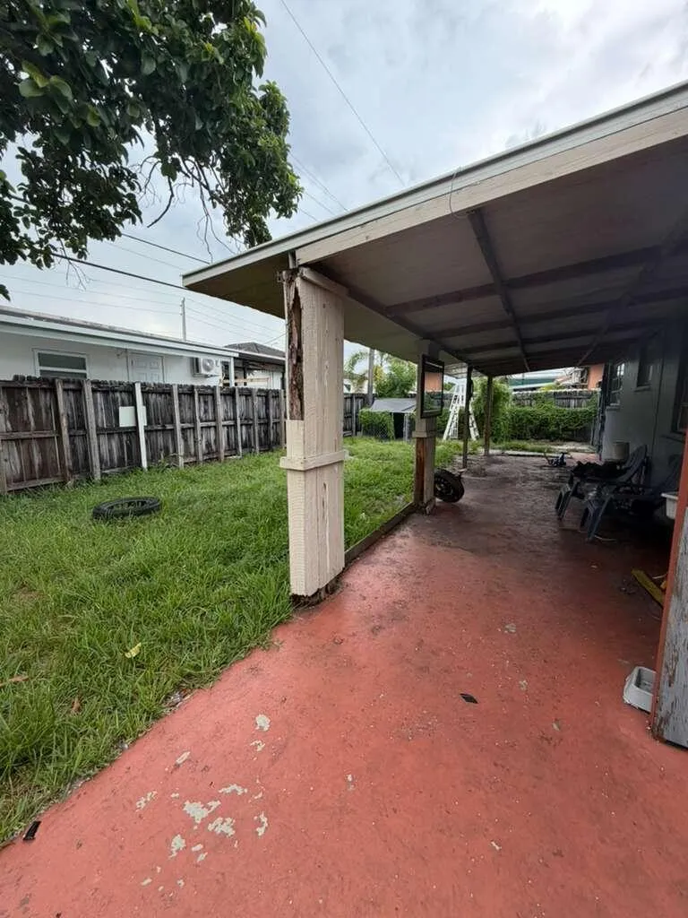 4796 E 10th Avenue Hialeah, FL 33013