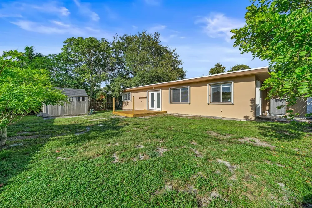 3428 Capri Road Palm Beach Gardens, FL 33410