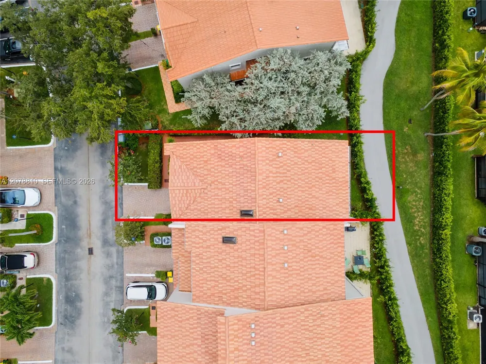 21378 Marina Cove Cir #11-B Aventura, FL 33180