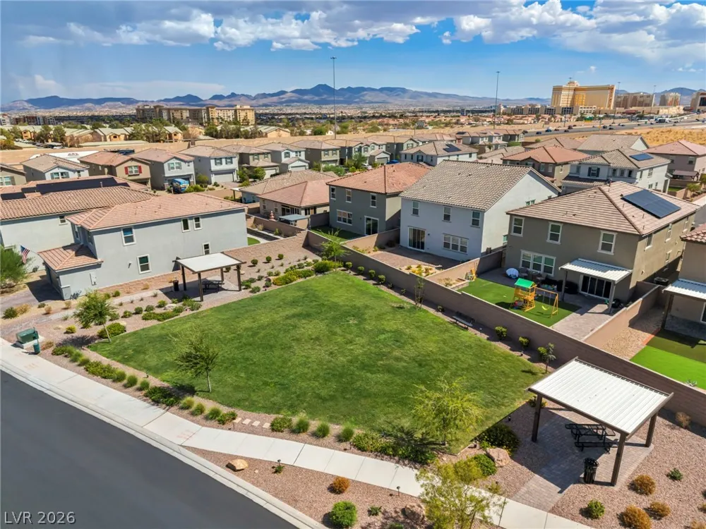 3062 Mountain Bay Avenue Las Vegas, NV 89139