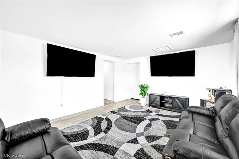 3062 Mountain Bay Avenue Las Vegas, NV 89139