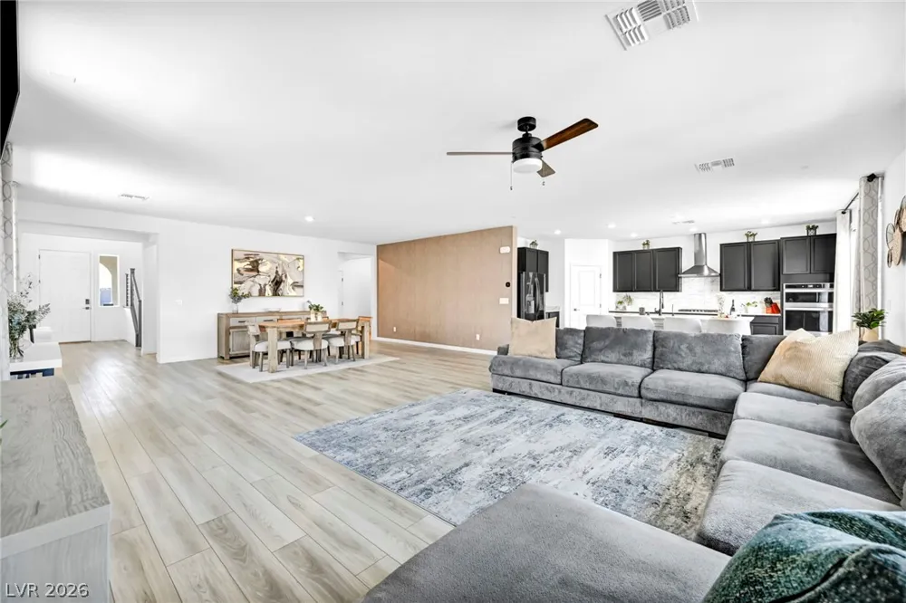 3062 Mountain Bay Avenue Las Vegas, NV 89139