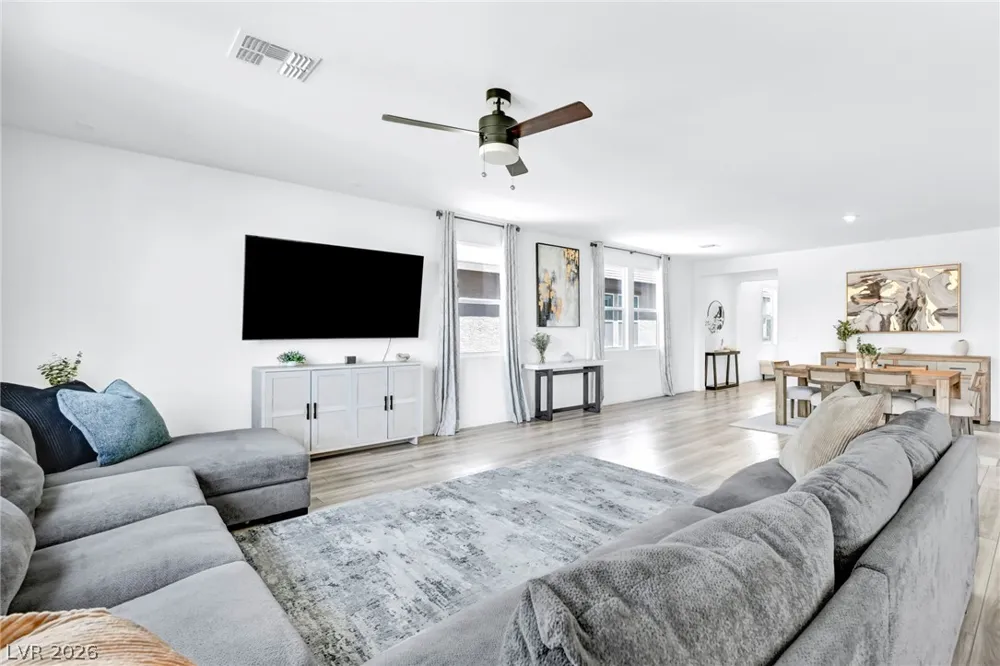 3062 Mountain Bay Avenue Las Vegas, NV 89139