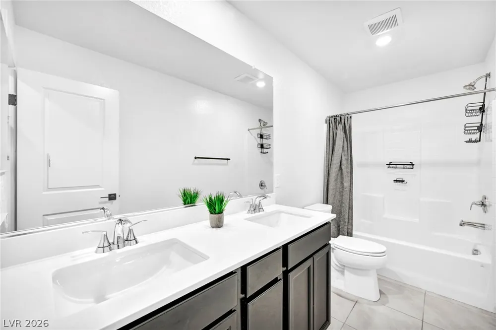 3062 Mountain Bay Avenue Las Vegas, NV 89139