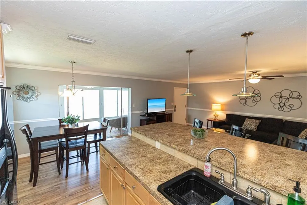3225 E Riverside Drive #48D Fort Myers, FL 33916