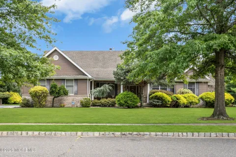 2303 Donna Dee Court