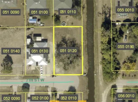 2800 7th Street W