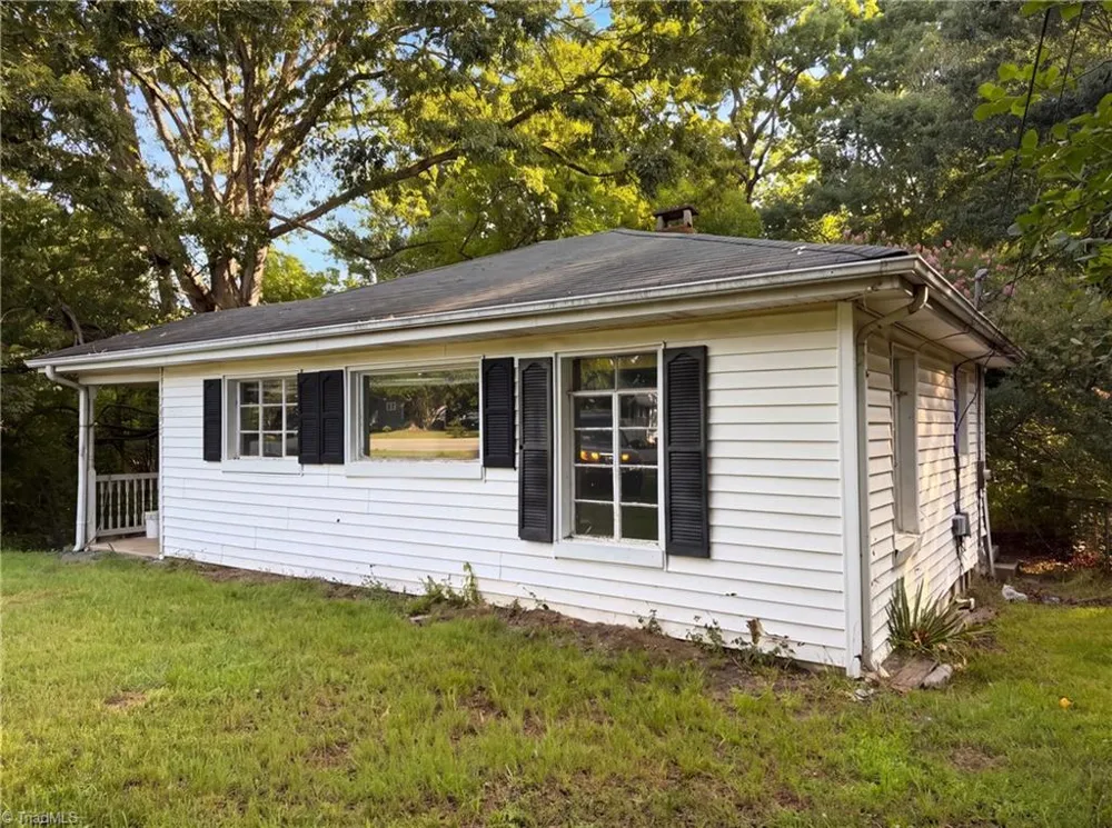 2656 Old US Highway 64 Lexington, NC 27295