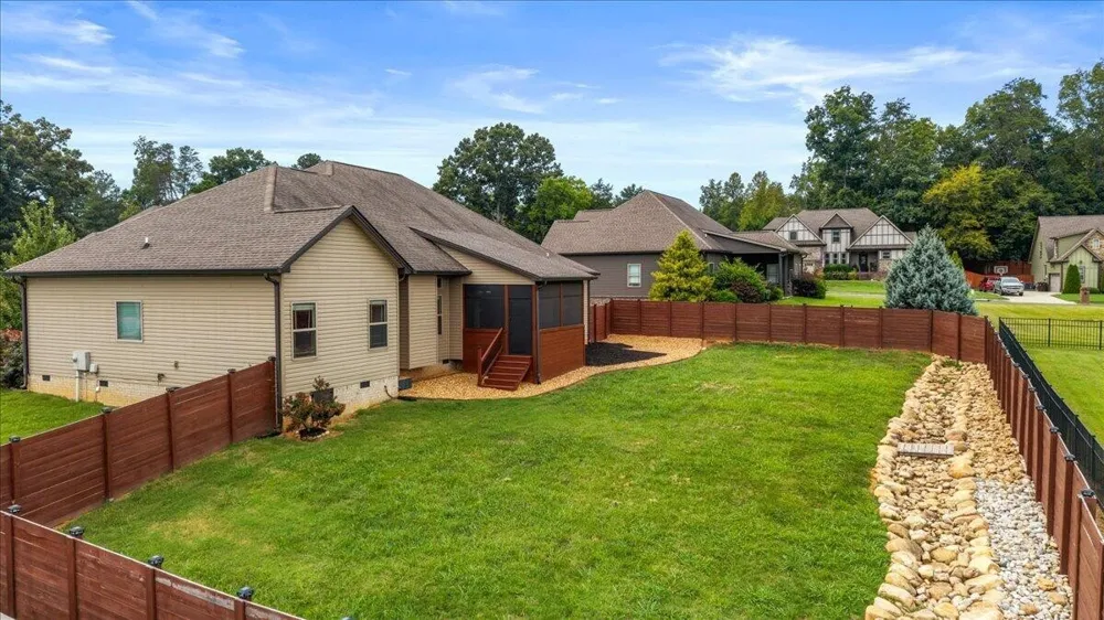 123 Red Fox Lane NW Cleveland, TN 37312