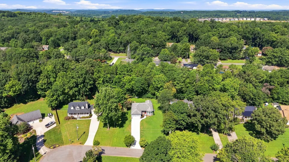 202 Ashlin Woods Dr NE Cleveland, TN 37312