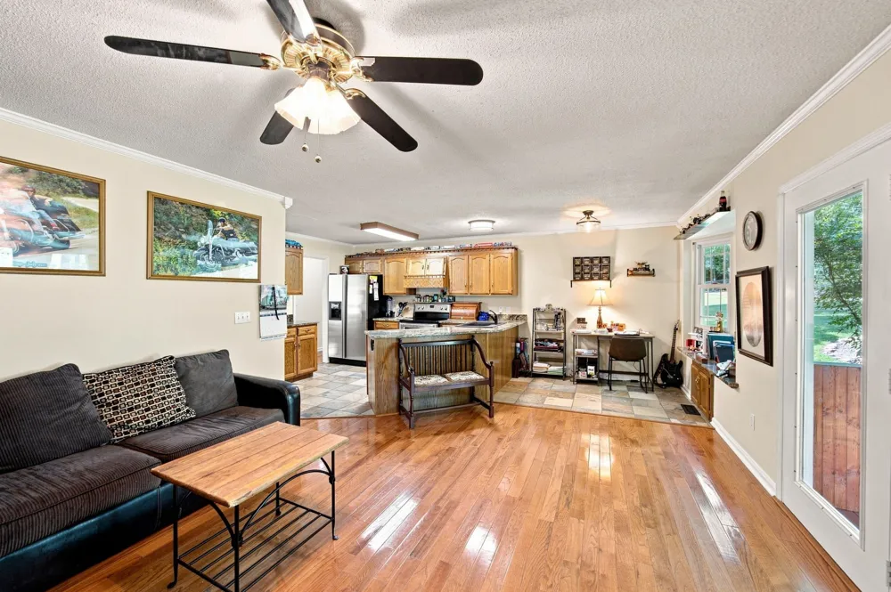 202 Ashlin Woods Dr NE Cleveland, TN 37312