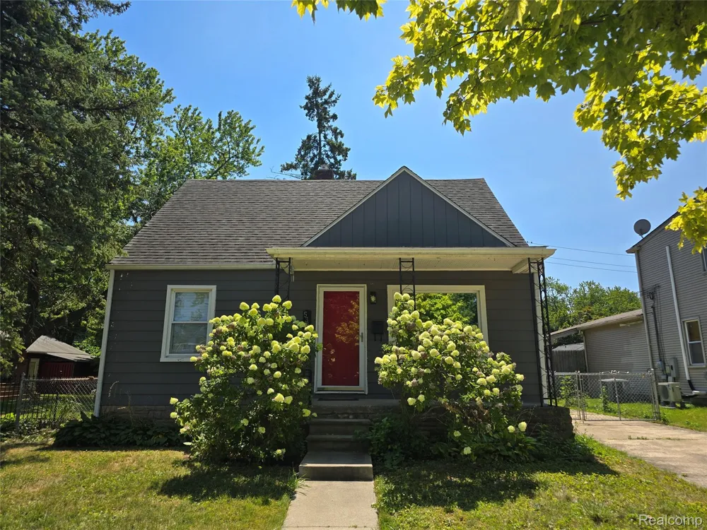 534 Ardmore Drive Ferndale City, MI 48220
