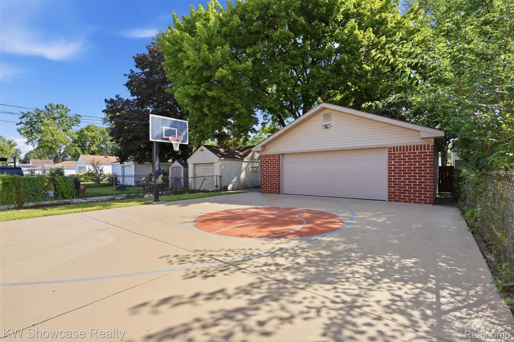 3829 Williams Street Dearborn City, MI 48124