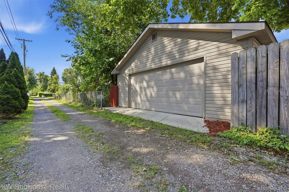 3829 Williams Street Dearborn City, MI 48124