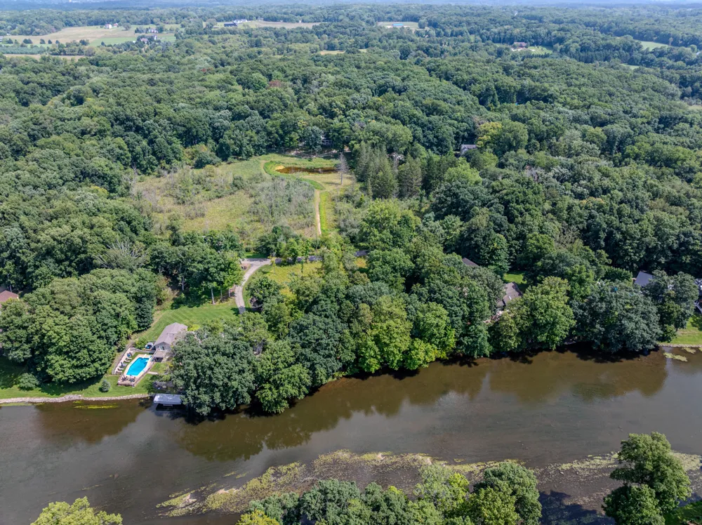 7373 Thornapple Dales Drive SE Caledonia Township, MI 49302