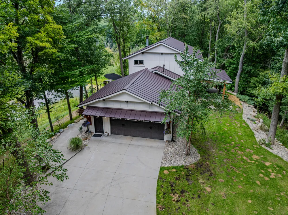 7373 Thornapple Dales Drive SE Caledonia Township, MI 49302