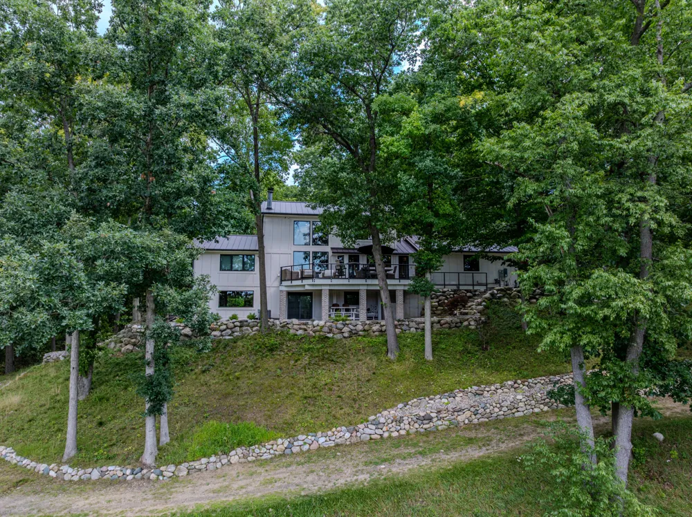 7373 Thornapple Dales Drive SE Caledonia Township, MI 49302