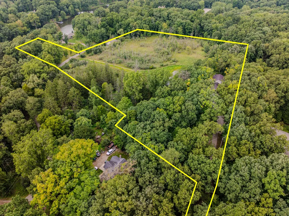 7373 Thornapple Dales Drive SE Caledonia Township, MI 49302