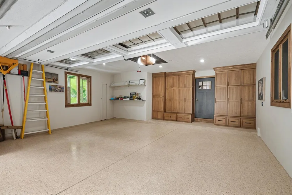 7373 Thornapple Dales Drive SE Caledonia Township, MI 49302