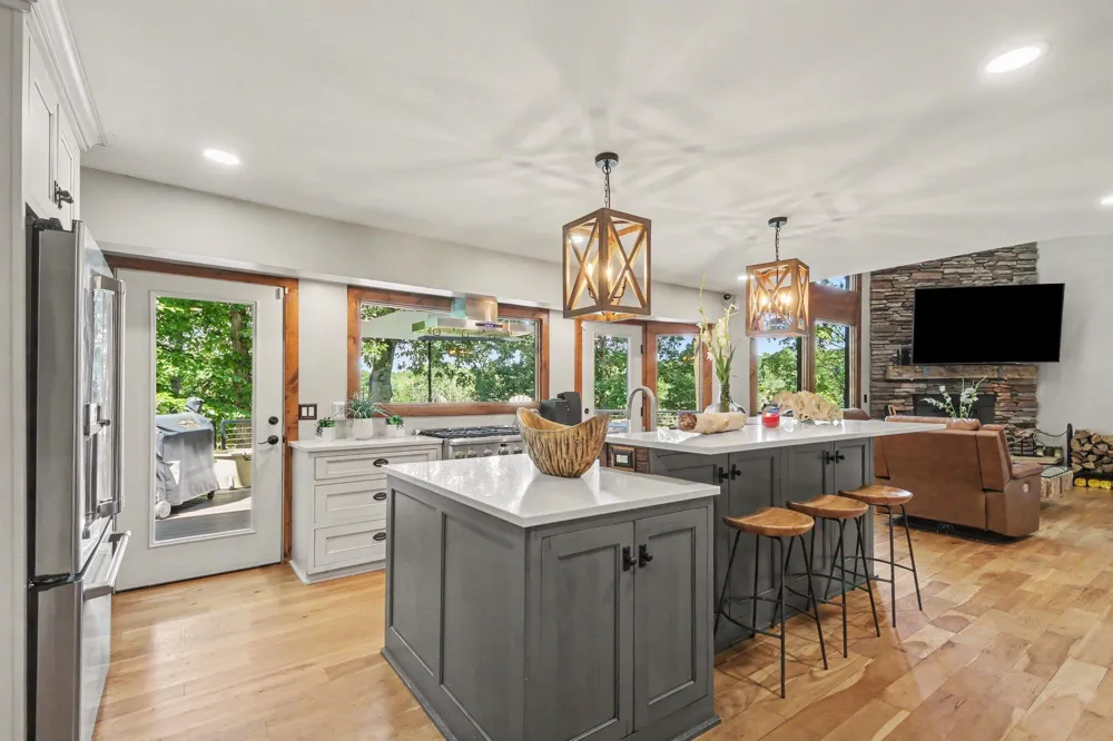 7373 Thornapple Dales Drive SE Caledonia Township, MI 49302