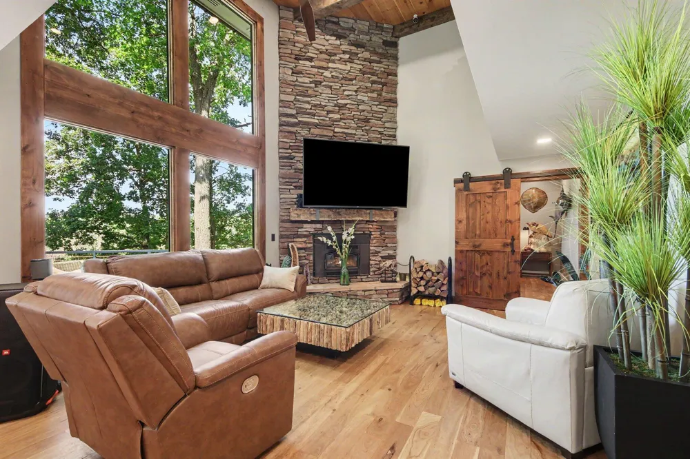 7373 Thornapple Dales Drive SE Caledonia Township, MI 49302