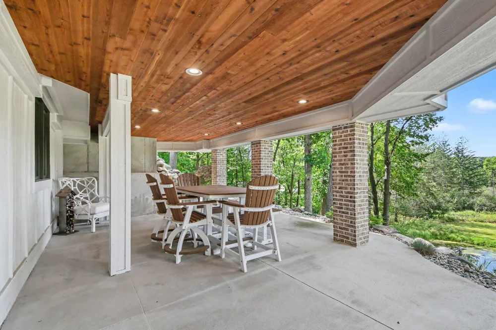 7373 Thornapple Dales Drive SE Caledonia Township, MI 49302