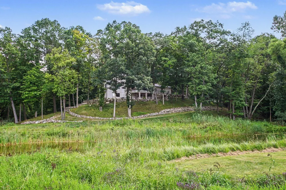 7373 Thornapple Dales Drive SE Caledonia Township, MI 49302