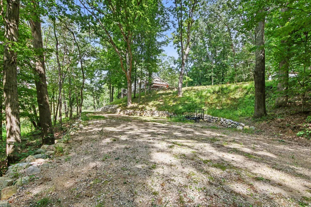 7373 Thornapple Dales Drive SE Caledonia Township, MI 49302