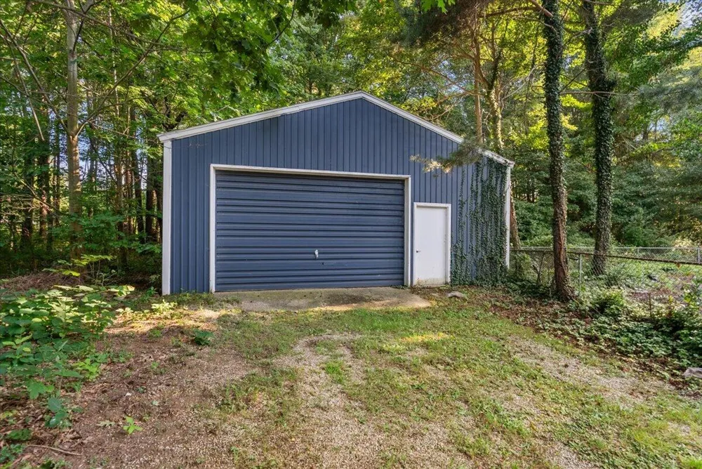 18830 77th Street South Haven Charter Township, MI 49090