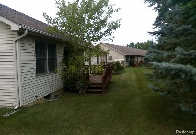 3149 Rotterdam Drive #69 Vienna Charter Township, MI 48420