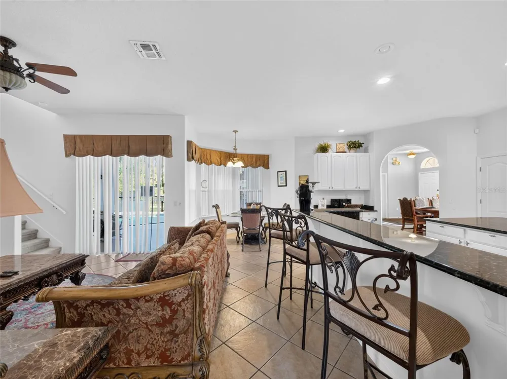 219 BLUE HERON COURT Davenport, FL 33837