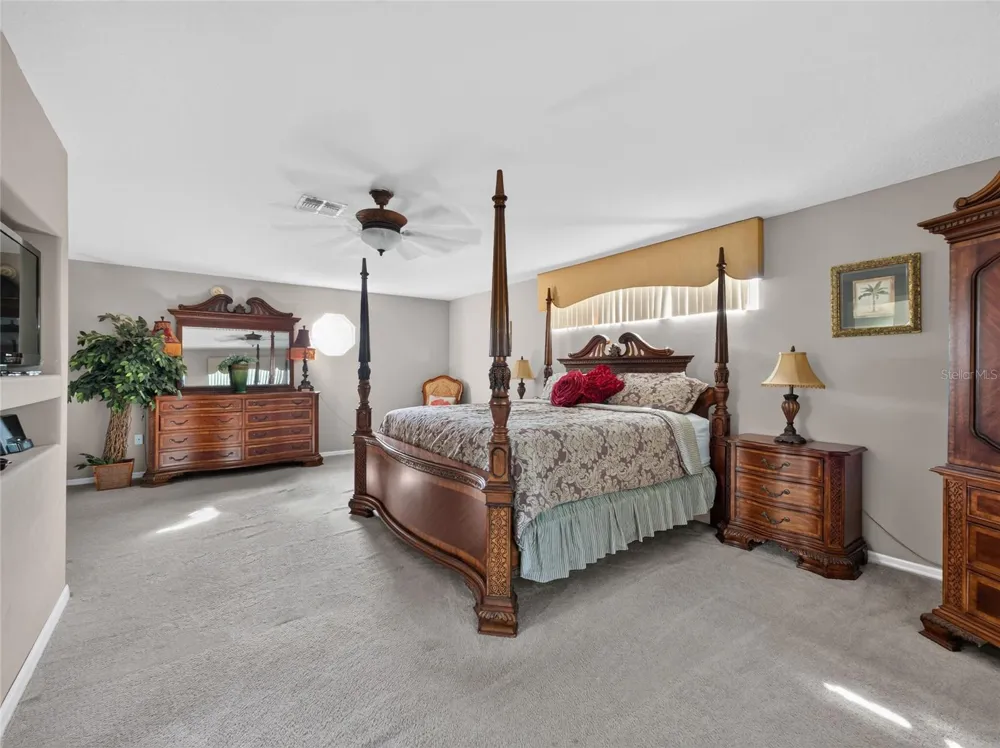 219 BLUE HERON COURT Davenport, FL 33837