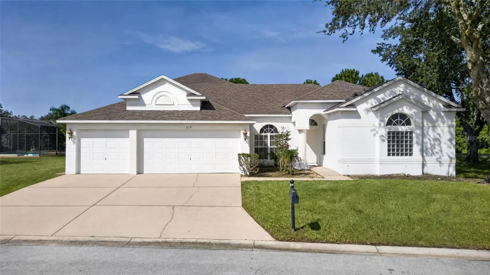 219 BLUE HERON COURT Davenport, FL 33837