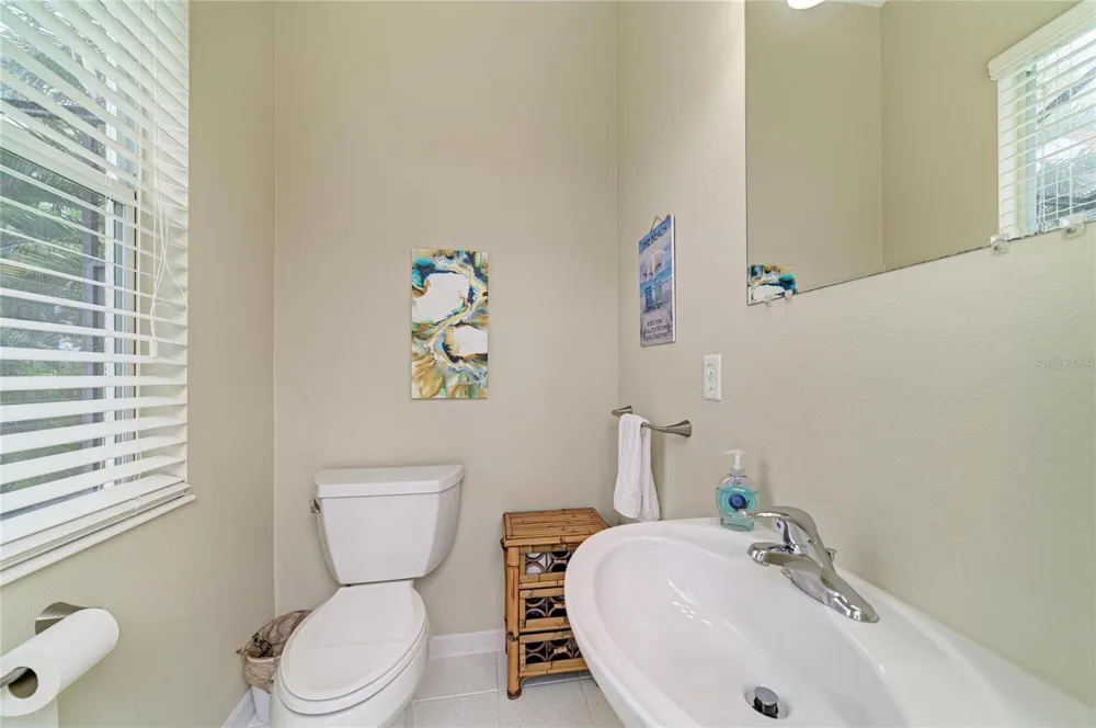 6690 TAILFEATHER WAY Bradenton, FL 34203